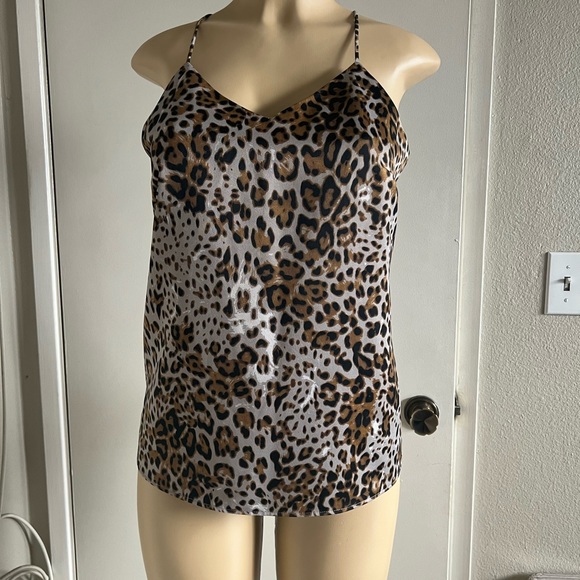 Banana Republic Tops - Banana republic blouse